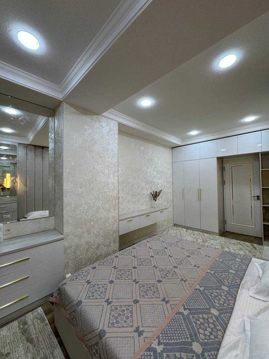 Братские 3-комнатная в Vegas Tower, Шота Руставели `
