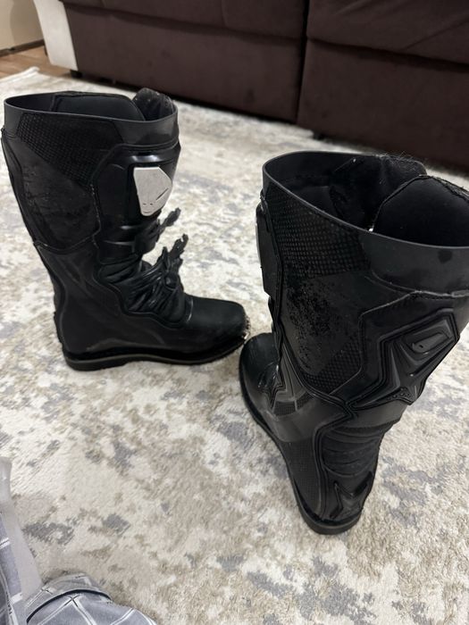 мотоботы для мотоцикла