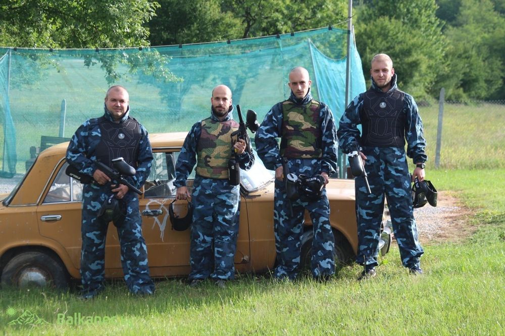 Игрище за Пейнтбол гр.Правец