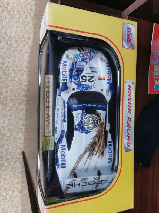 Porsche 911 Gt1 Anson Racing 1:18