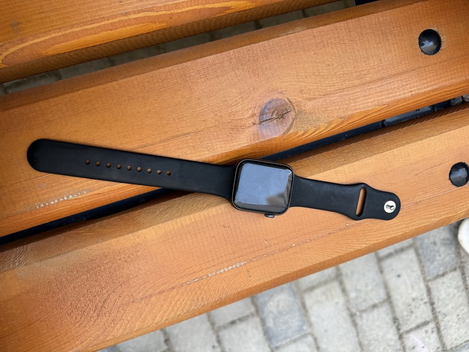 Apple Watch SE 44 mm