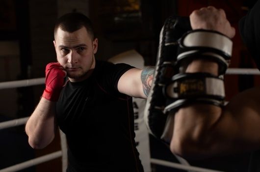 Тренер персональные бокс