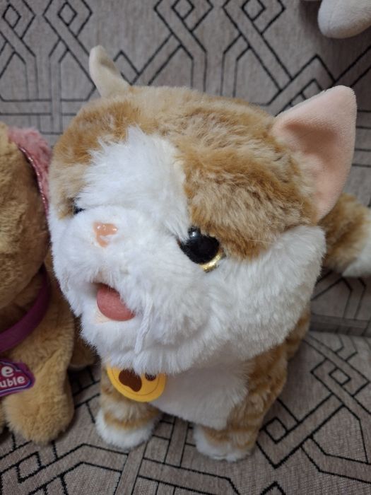 Питомцы интерактивные.