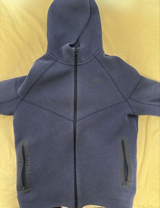 Nike tech fleece M размер