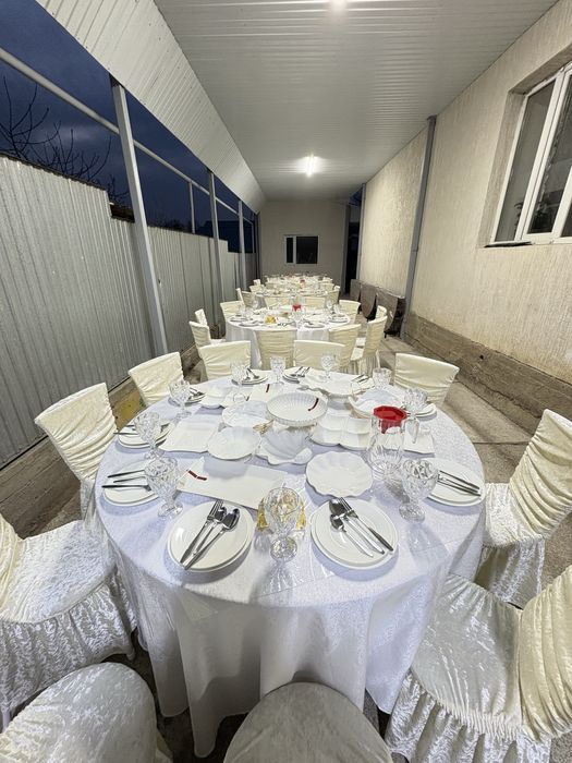 Аренда столов и посуды