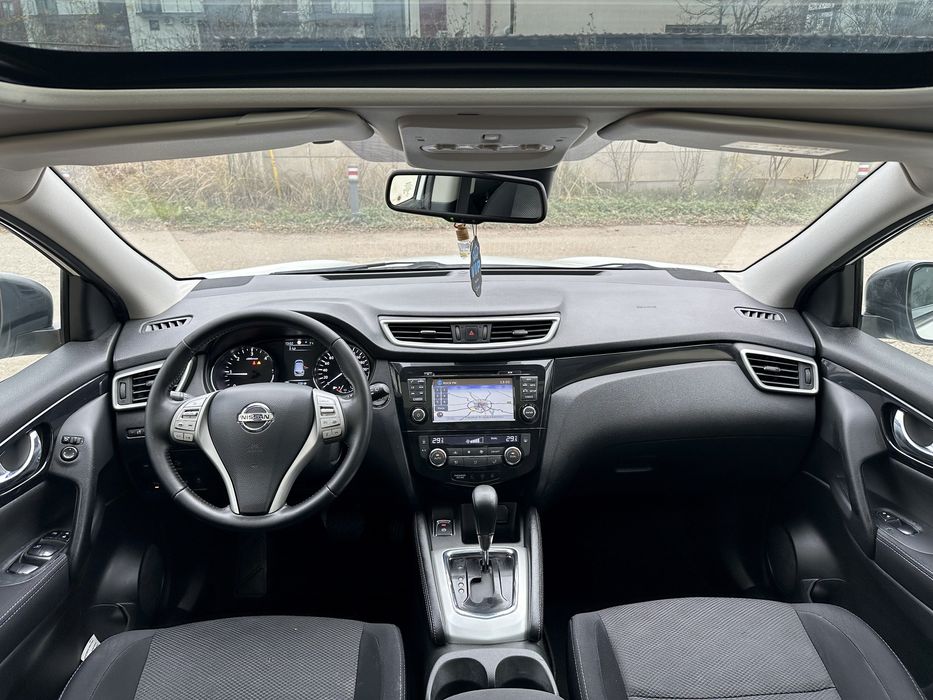 Nissan Qashqai 1.6 dCI Diesel 130 CP Cutie Automata Tekna Panorama