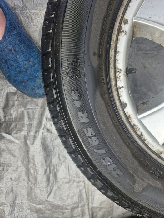 Anvelope + jeanta iarna Michelin latitude tour hp 215/65 r16 cu jeanta hyundai