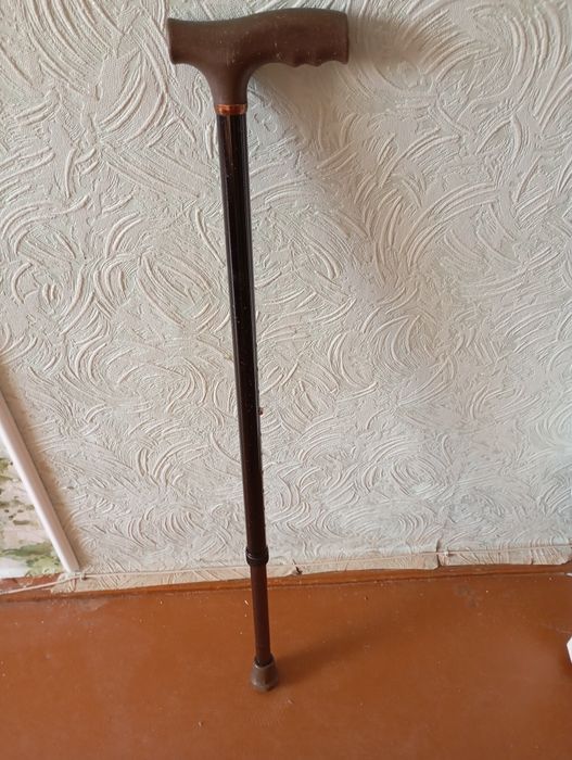 Продам трость б/у