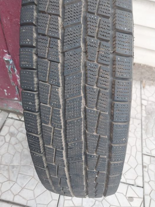 Продается зимние шины на газель