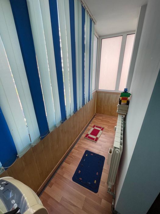 Ocazie! Doua camere decomandate cu doua balcoane etaj 2,Mazepa.