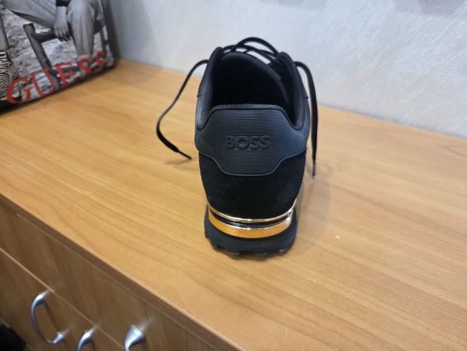 Мъжки обувки Boss