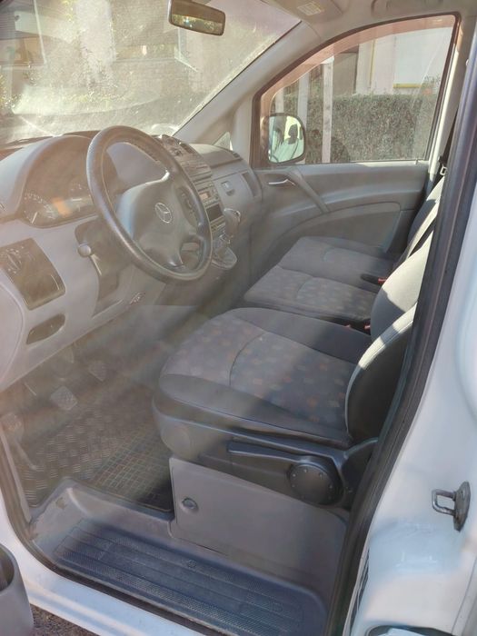 Mercedes Vito 8+1 (9 Locuri) - 2.2 Diesel - Clima fata/spate