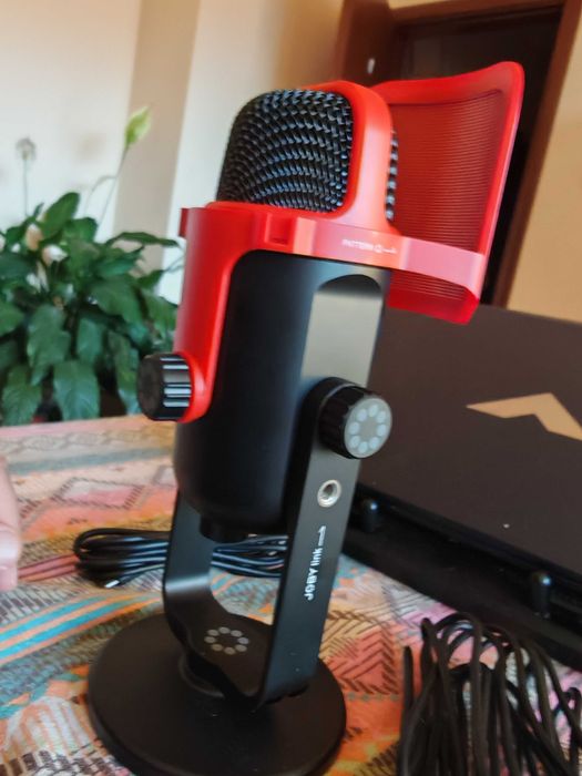 JOBY Wavo Pod USB микрофон чисто нов с нарушена опаковка