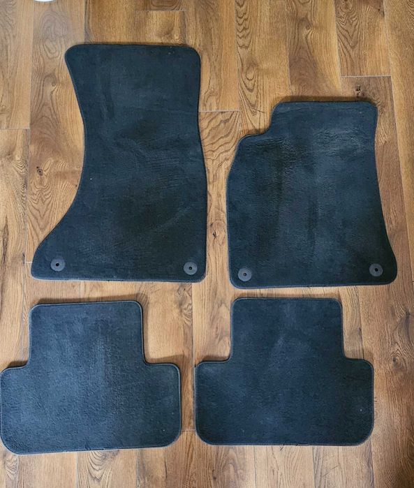 Стелки за кола Audi A4 и Dacia