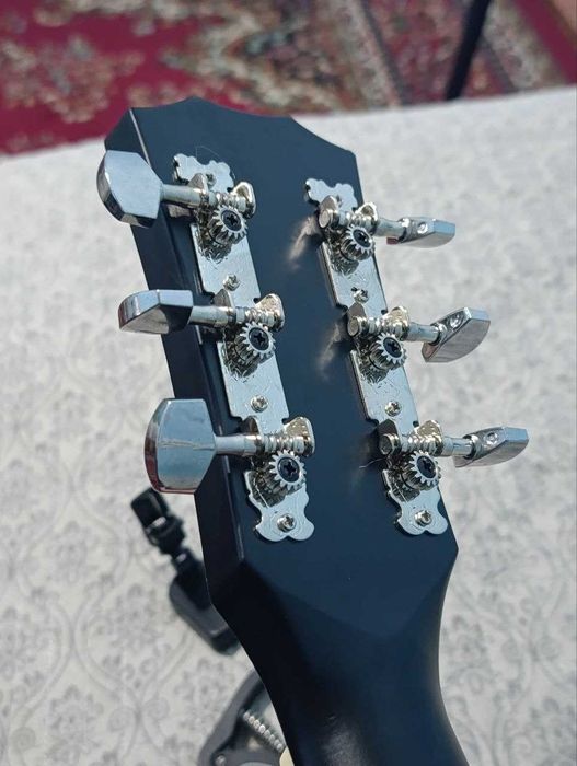 Гитара акустическая новая