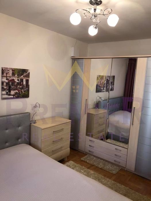 Двустаен апартамент, Център