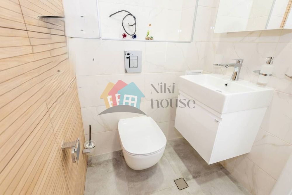 Продава се Тристаен апартамент в Варна, Спортна зала - 75 кв.м за 3454 €/кв.м - Снимка #6