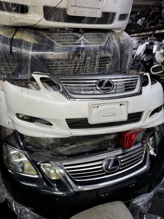 Решетка радиатора Lexus GS350 Highlander Hybride и обычные