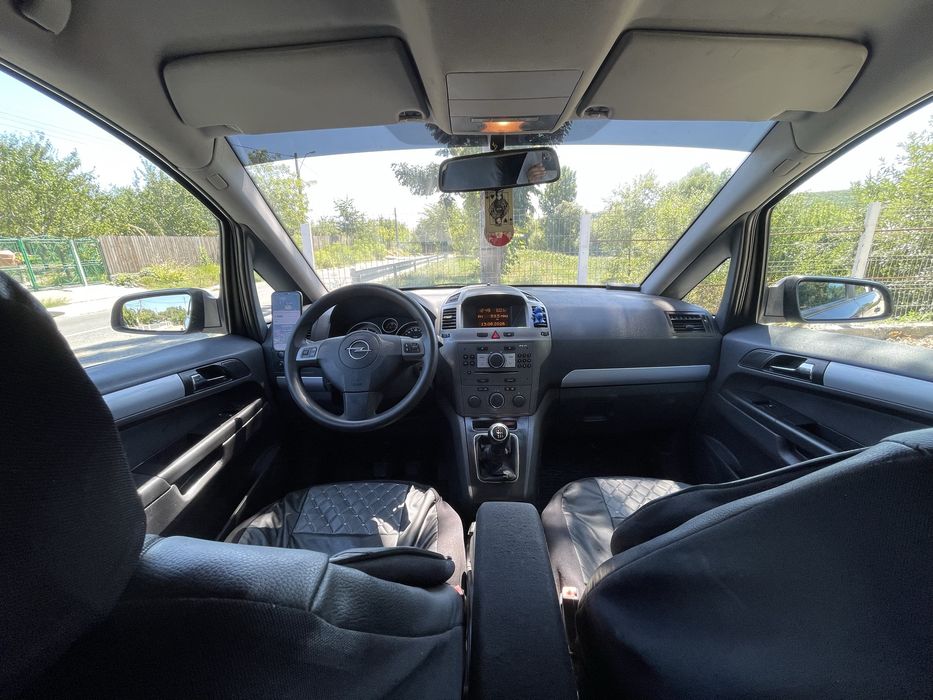Opel Zafira 1.9 cdti
