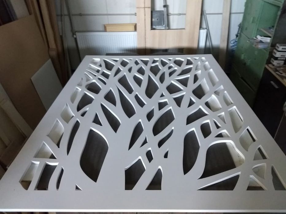 CNC разпробиване на мебелни детайли от ПДЧ, МДФ и PVC