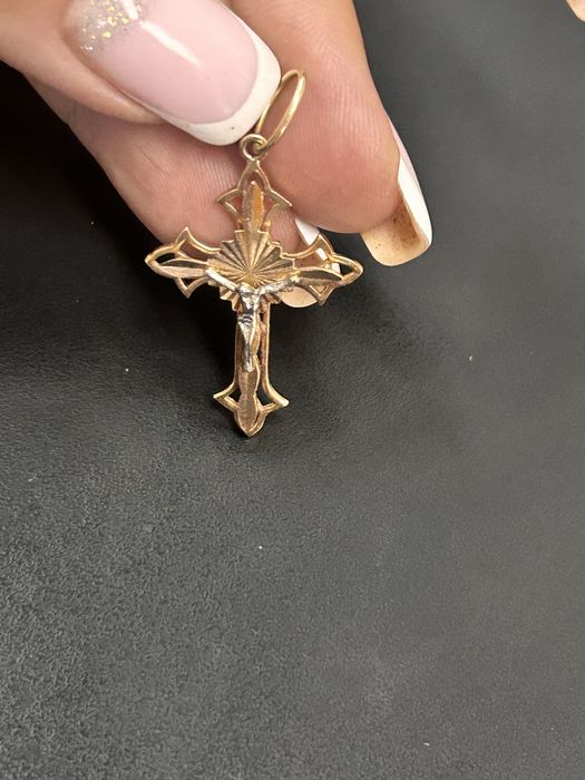 Крестик красное золото 585