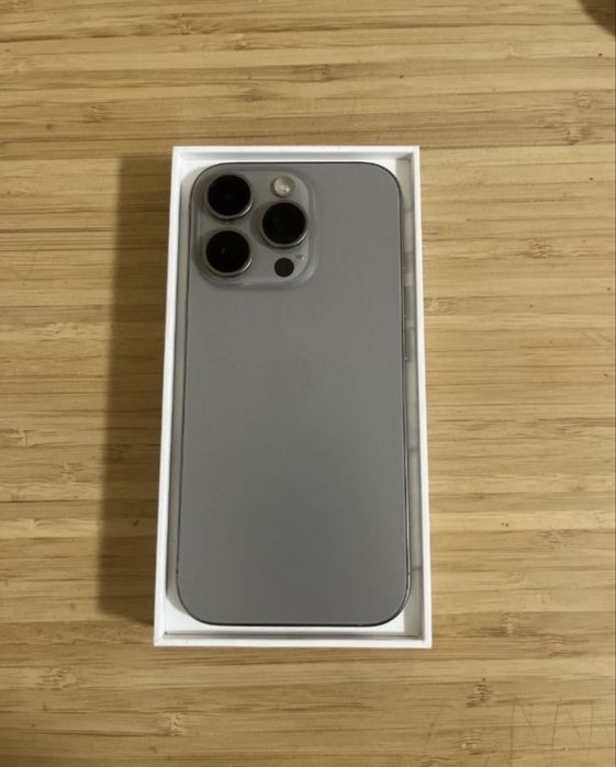 iPhone 16 pro 256gb