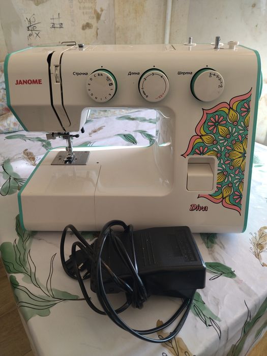 Швейная машинка janome diva