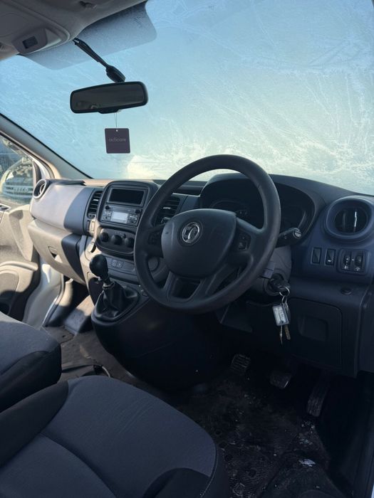 Dezmenbrez opel movani