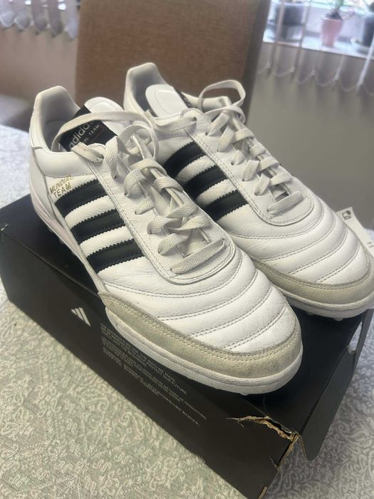 Стоножки ADIDAS Mundial Team Turf 42 номер