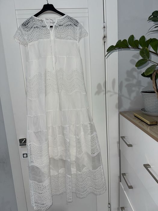 Нежное, белое платье,