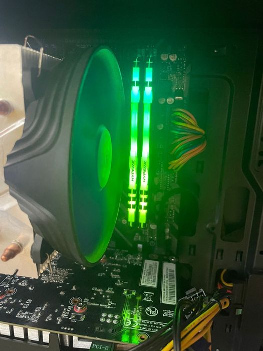 Продам игровой компьютер системный блок ryzen 7