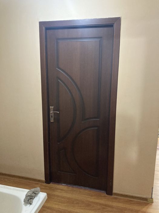 Б/у двери в хорошим состоянии