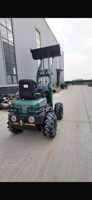 Электропогрузчик ковшовый