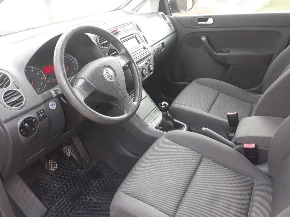 Volkswagen   golf 5  benzina