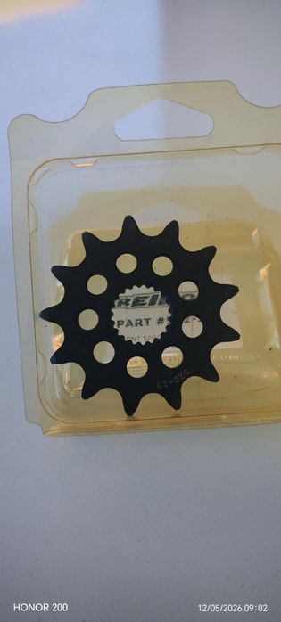 Pinion honda Crf