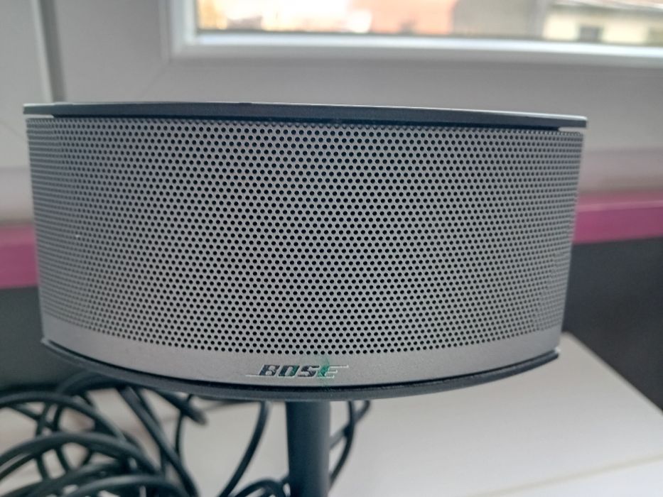 Boxe sarelit Bose