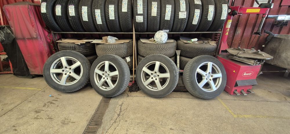 Set 4 roț cu anvelope iarnă R17