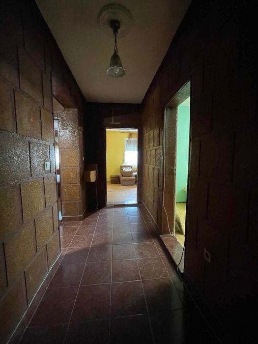 Продава се Тристаен апартамент в Добрич, Център - 87 кв.м за 762 €/кв.м - Снимка #4