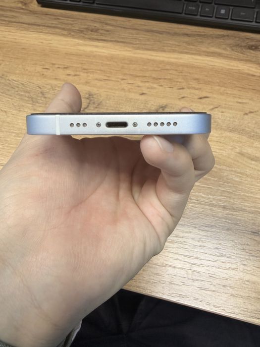 Продается Iphone 12