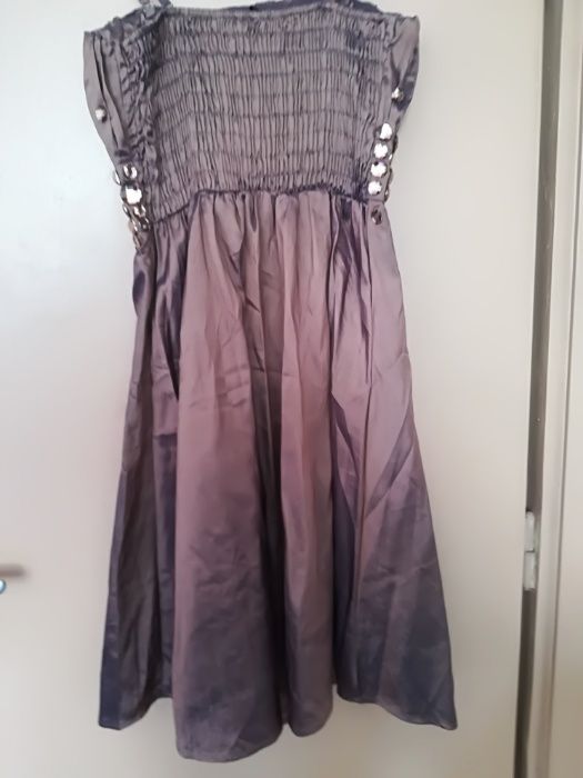 Елегантна рокля