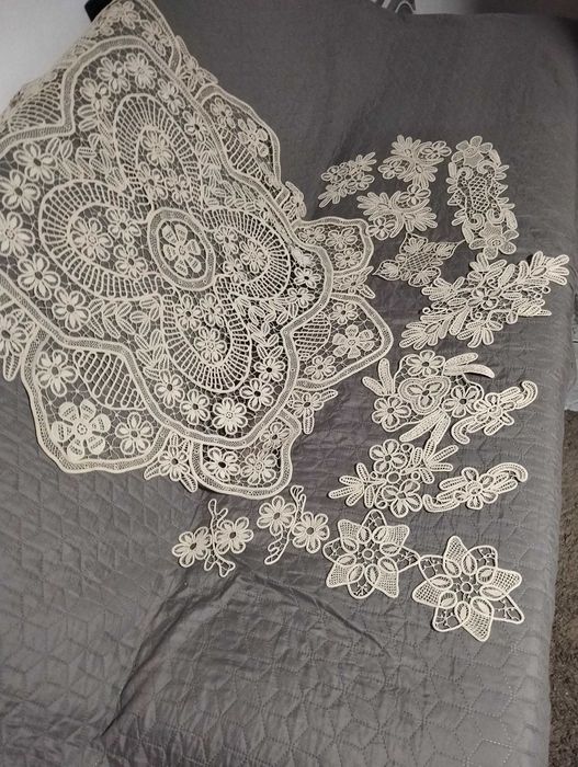 Fata de masa și mileuri