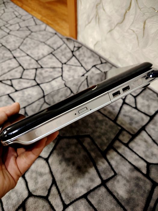 Продам ноутбук в отличном состоянии