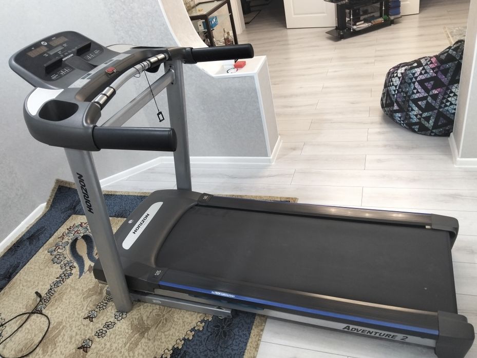 Продам беговую дорожку.