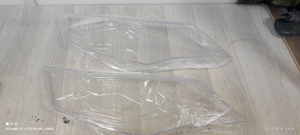 Стекла фар Митсубиси оутлендер хл