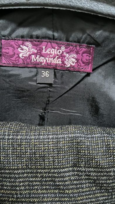 Женский брючный костюм