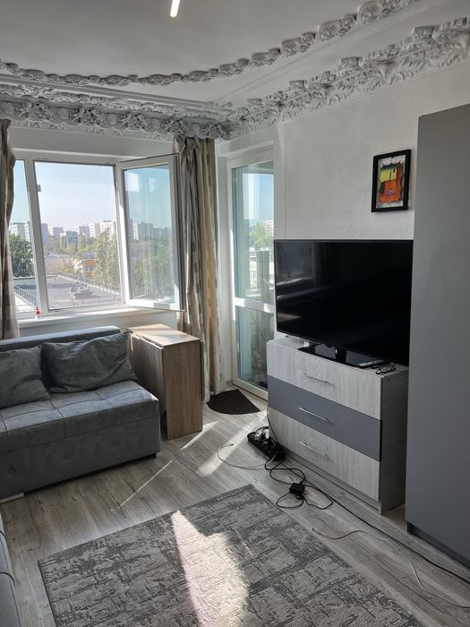 Particular, inchiriez apartament 2 camere  Metrou Titan