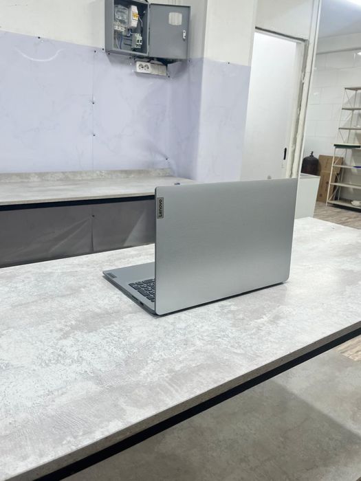 Lenovo: IdeaPad 3 15 ALC6