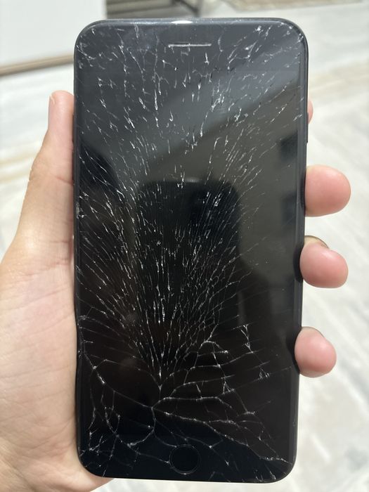 Iphone 7plus (трещина экранда)
