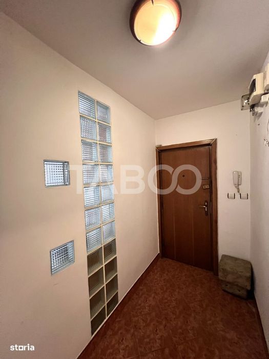 Apartament cu 3 camere de vanzare cu boxa si lift in Manastur zona BIG