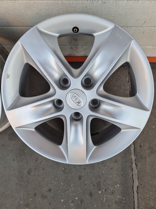 Оригинални джанти за КИА ХЮНДАЙ KIA HYUNDAI R16 5x114.3 ET51 6J